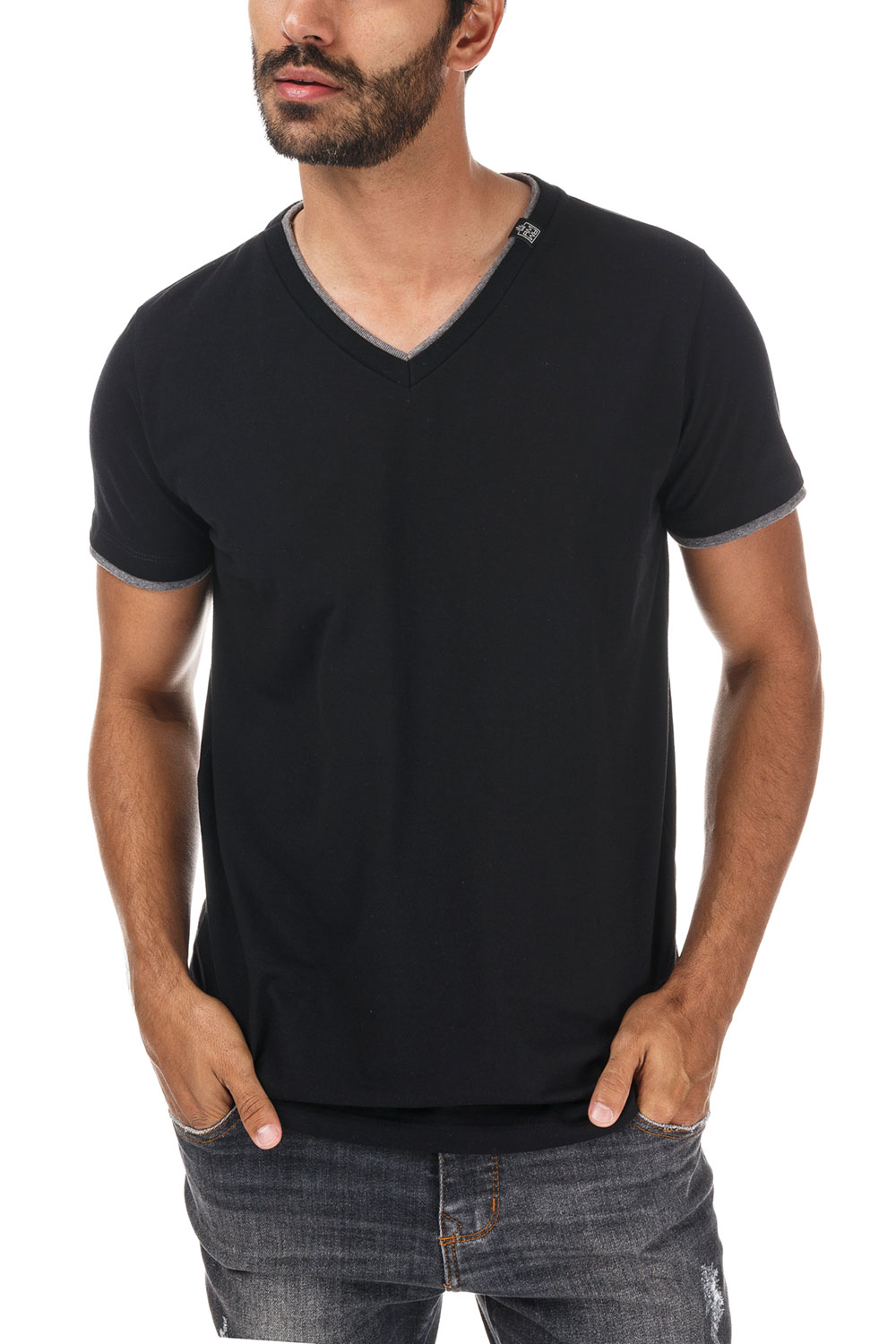 CAMISETA BÁSICA ROYALTY PRETA